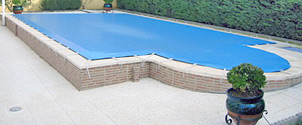 Toldos y Pergolas. Fabricación, montaje e instalación de lonas de piscinas o lonas cubrepiscinas en Madrid y Toledo.